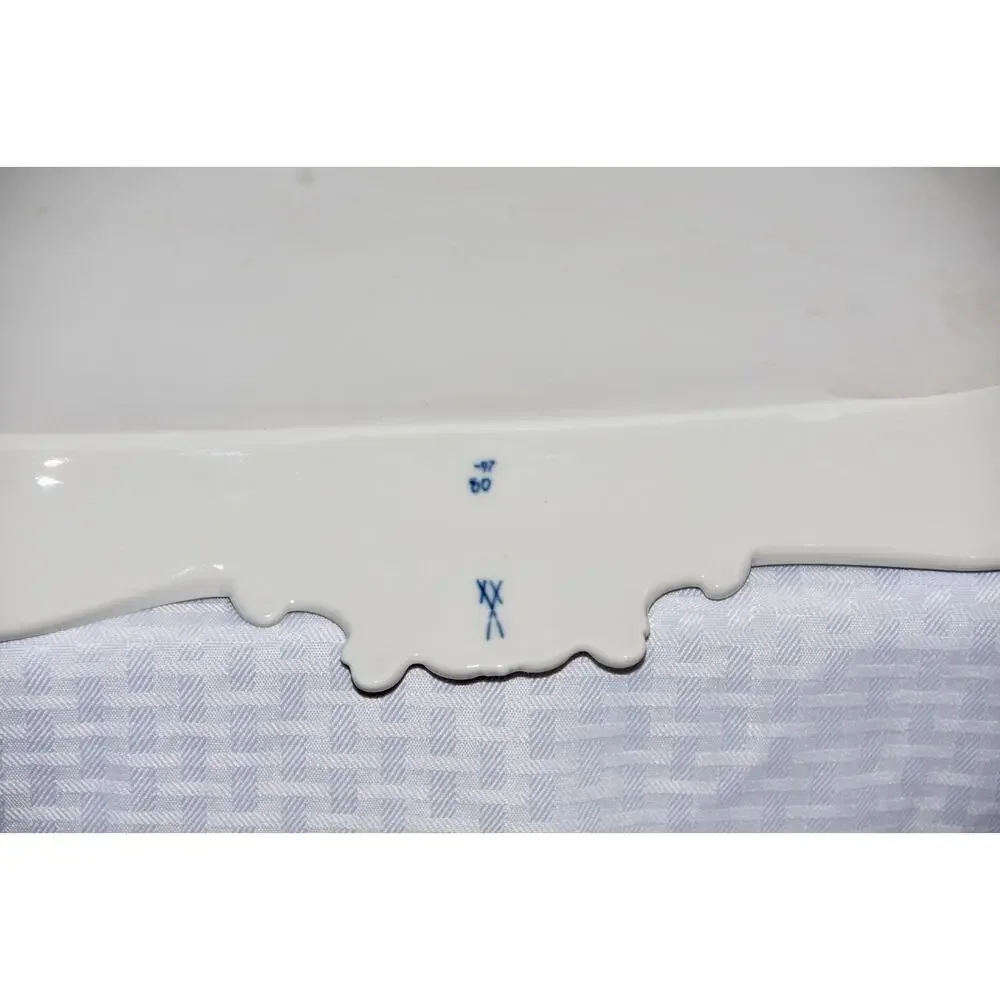 Large Meissen Porcelain Serving Tray Platter in ‘Blue Onion’ Pattern